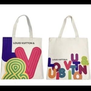 LV CANVAS TOTE NWOT